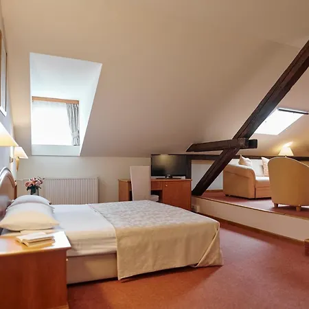 Hotel Lovran 3* Lovran