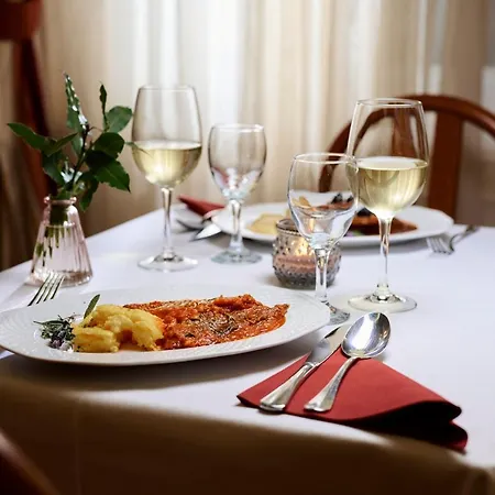 Hotel Hotel Lovran 3*