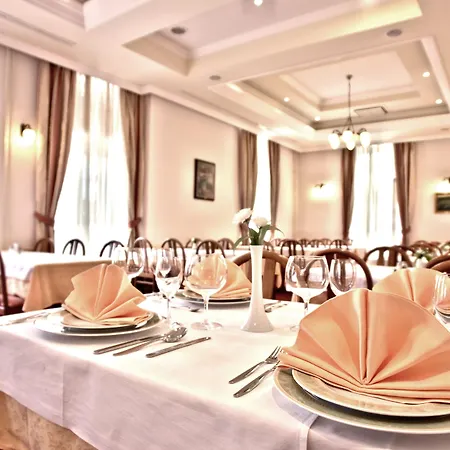 Отель Hotel Lovran