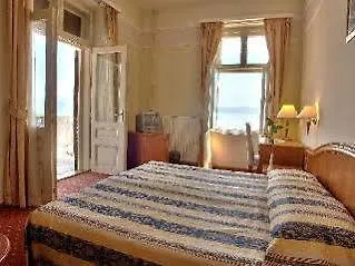 Hotel Lovran Отель