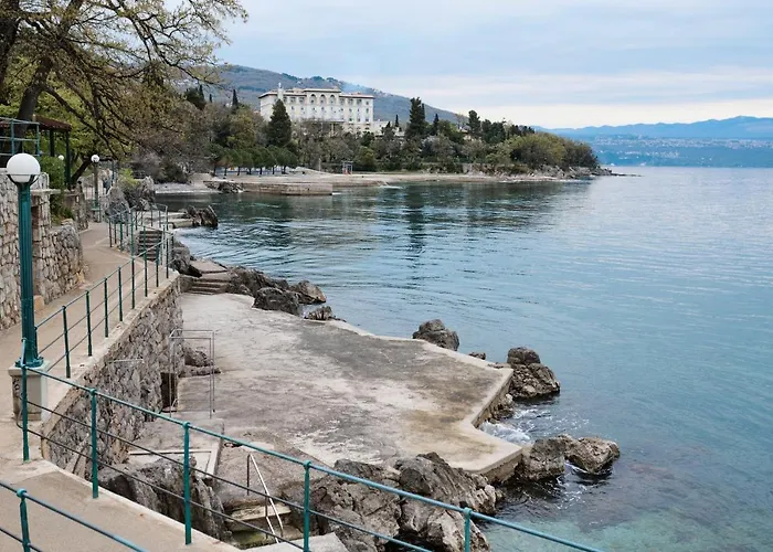 Hotel Lovran Hotel 3*