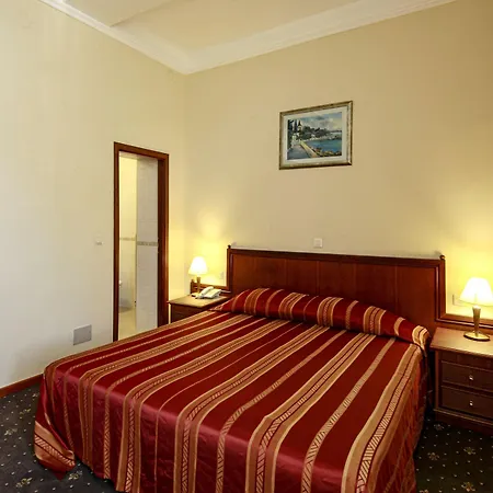 Hotel Lovran 3*