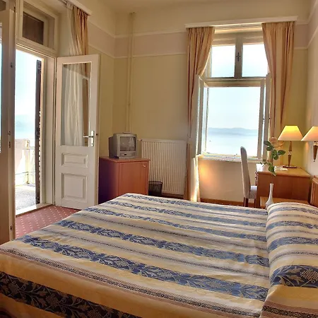 Hotel Lovran Hotel 3*