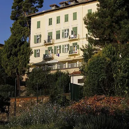 Hotel Lovran Szálloda 3*