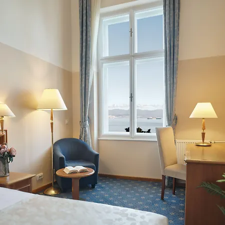 Hotel Lovran Hotel