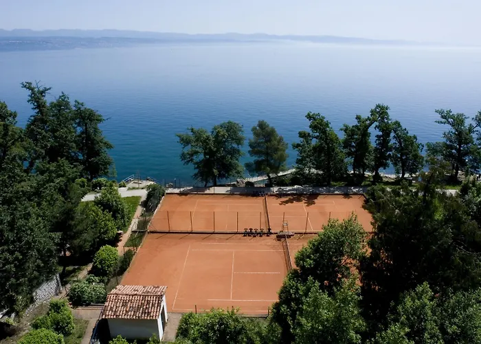 Hotel Hotel Lovran 3*